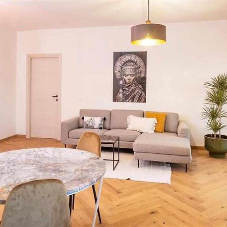 Destiny Home 5 Бардолино Екстериор снимка